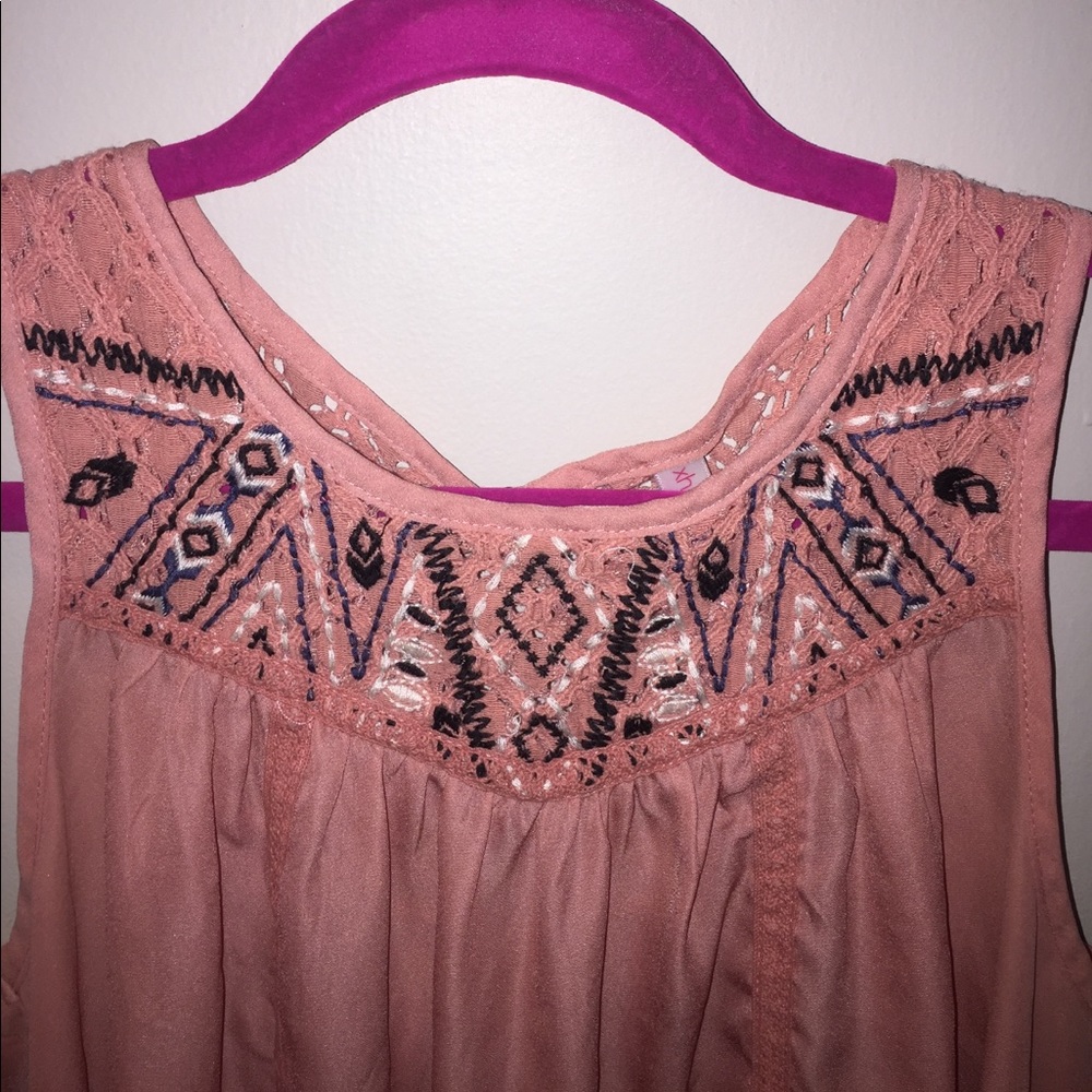 Causal tribal tank